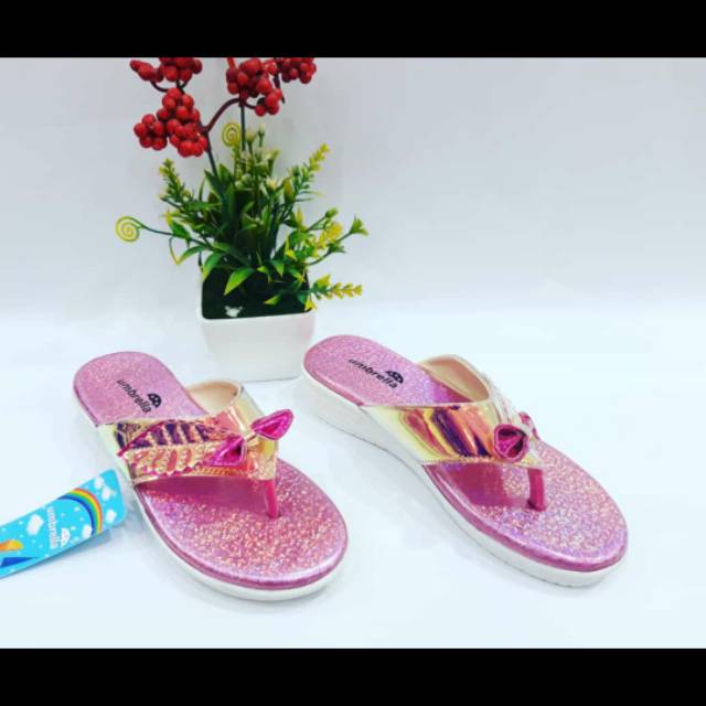 Sendal jepit anak perempuan