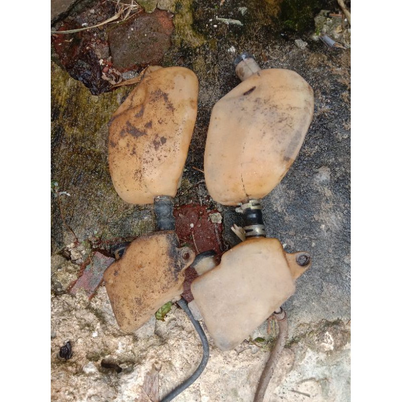 Botol Oli Samping Suzuki RC80 RC100 Bravo DK Original