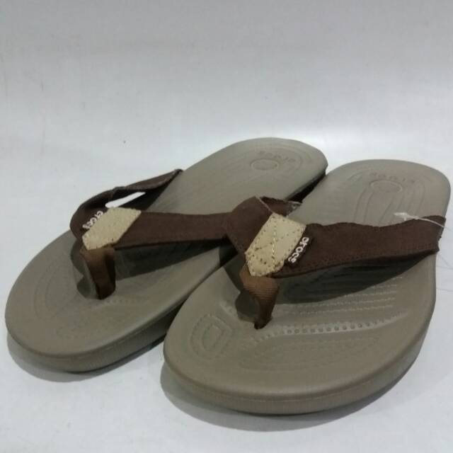 Sandal jepit crocs santacruz flip sandal jepit unisex