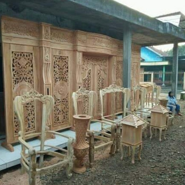 Kursi pelaminan manten set syahrini lengkap dekorasi pelaminan gebyok