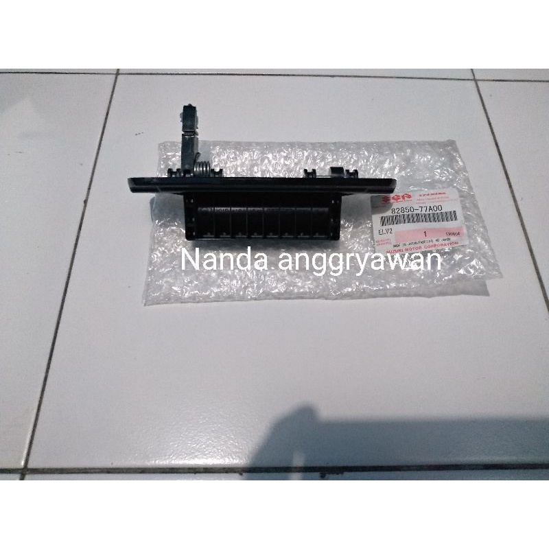 Handle pintu bagasi mobil APV original