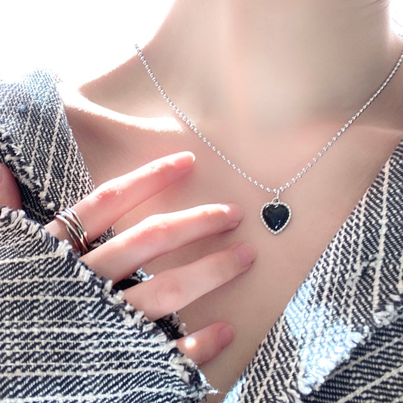 Korean Simple Black Heart Necklace Cool Girl Chain Women Jewelry Accessories