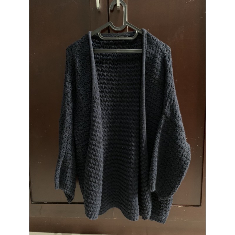 stradivarius blue knit outer