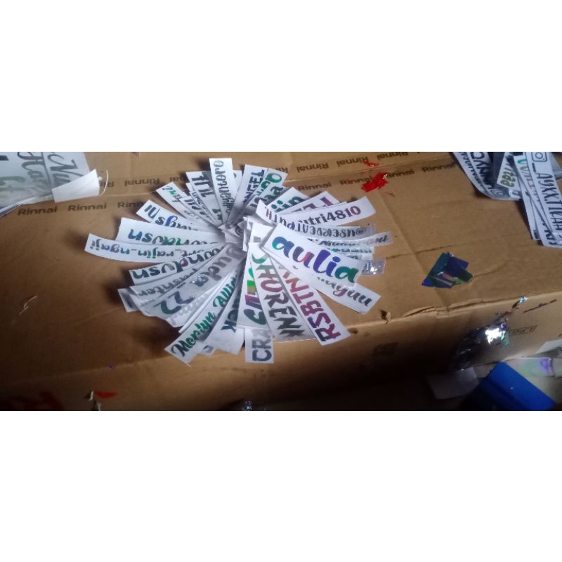 

custome sticker hologram serba 2500