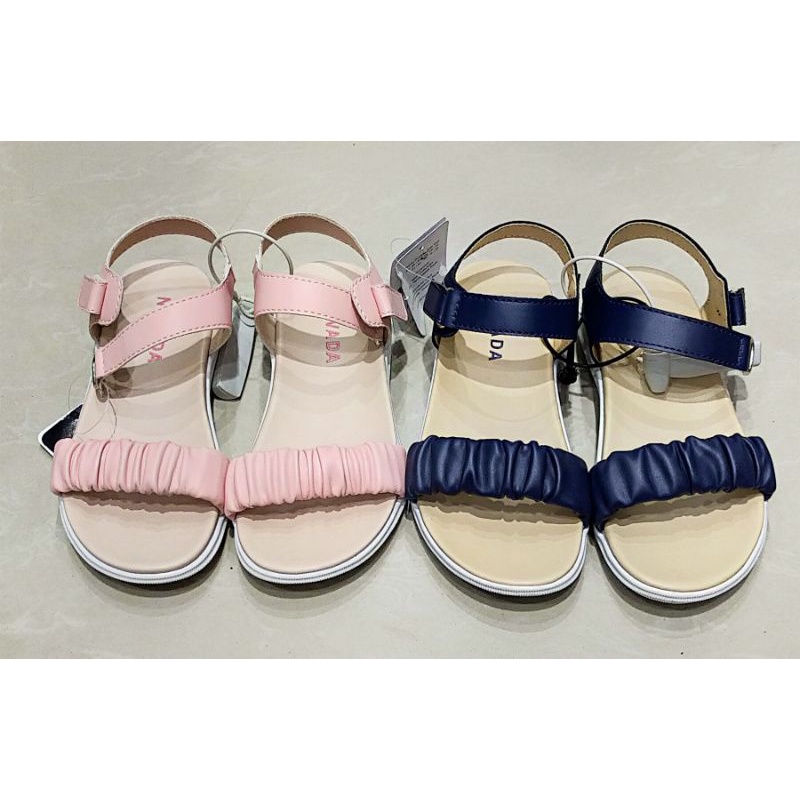 sepatu sandal anak perempuan little M