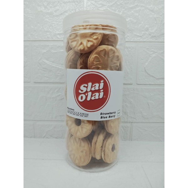 

{ 460gr }slai olai strawbery blueberry slay olay jajan lebaran termurah