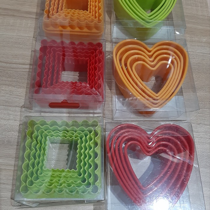 RING CUTTER SET COOKIES CETAKAN KUE BENTO PUDING 5PCS BENTUK KOTAK DAN LOVE