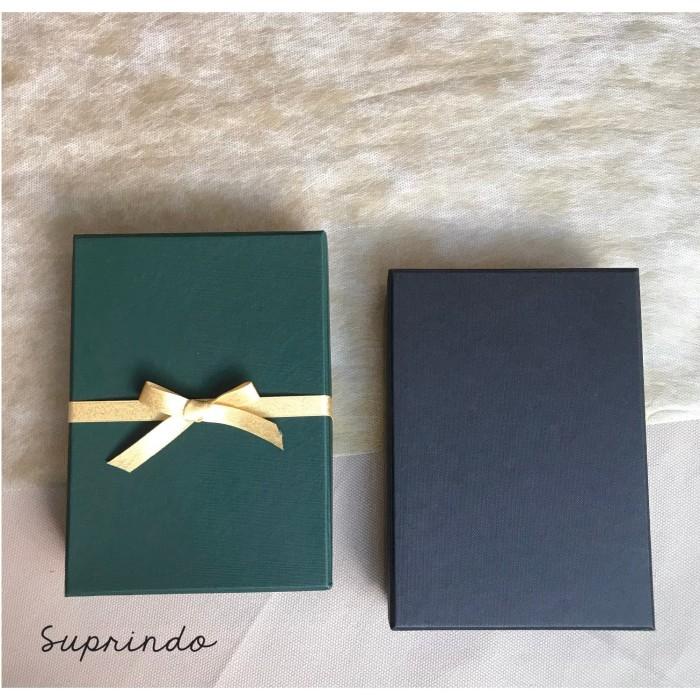 

Kotak Kado / Souvenir Uk. 16.4 X 11.3 X 3.5 Cm 042