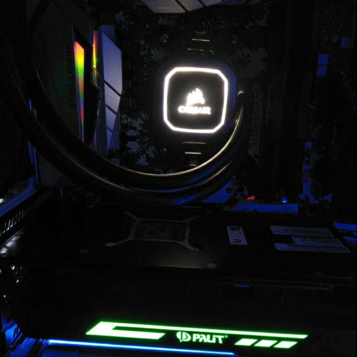 Water Cooler Corsair H60