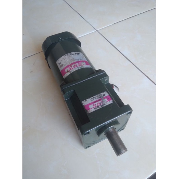 Ac Motor Gearbox S.P.G 380/400V 3Phase Ratio 1:180 200W