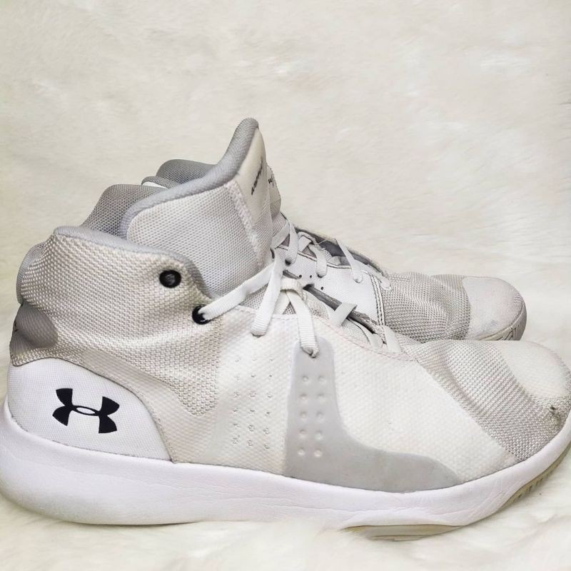 Sepatu basket under armour anomaly original second