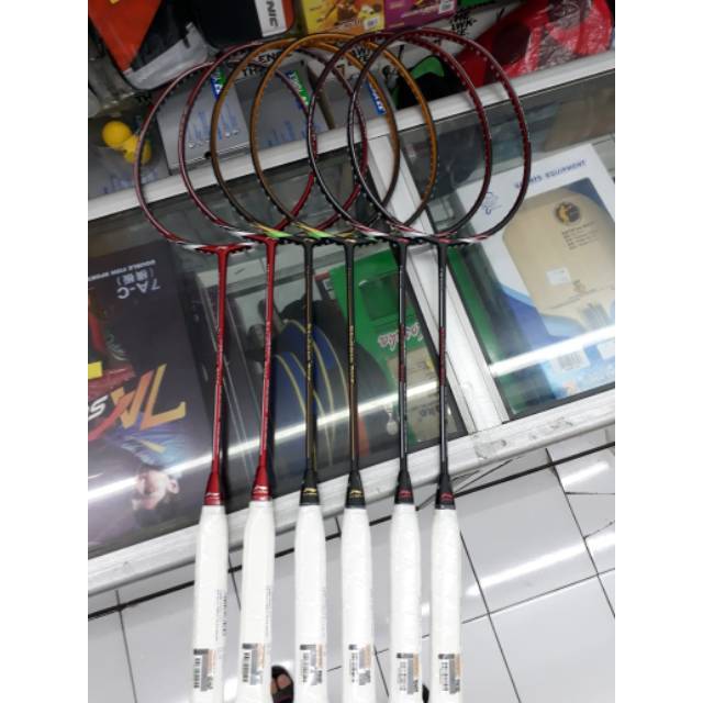 RAKET BADMINTON LINING WINDSTORM 700 III - SUPER LIGHT TECHNOLOGY - ORIGINAL