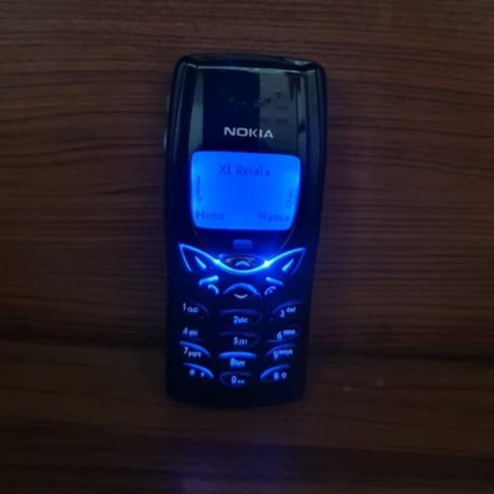 Hanphone Nokia 8250 Original Imut Lampu Biru Normal Jadul Siap Pakai Not 3310
