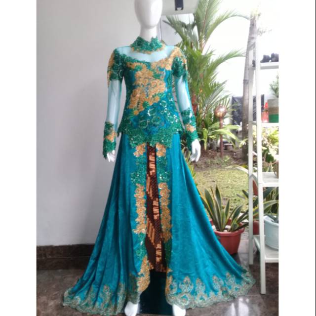 Kebaya manten hijau emas