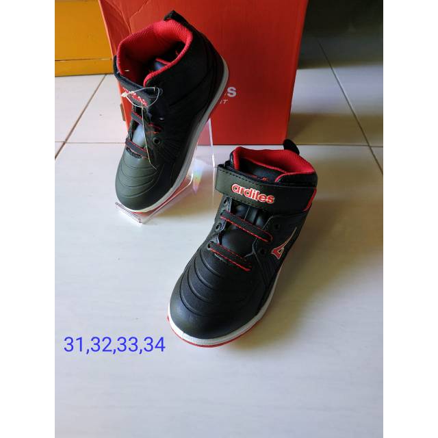Sepatu Anak Ardiles
Size 31,32,33,34