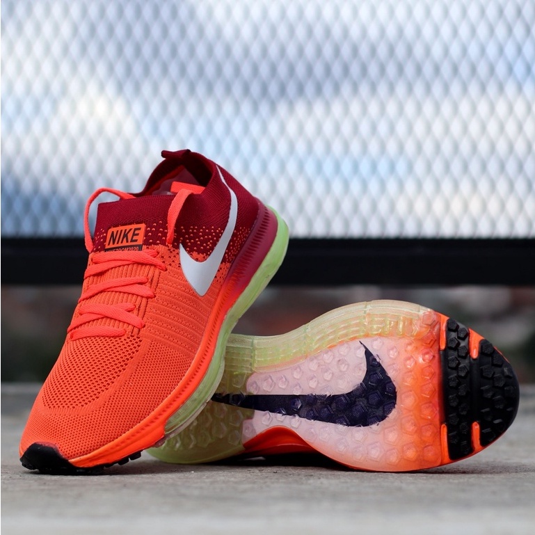 SEPATU LARI PRIA NI FLYKNITE TOP SELLER