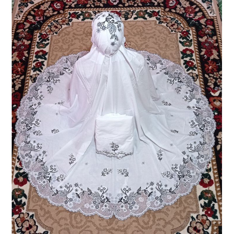 Mukena Katun Paris kerancang kombinasi strimin keliling