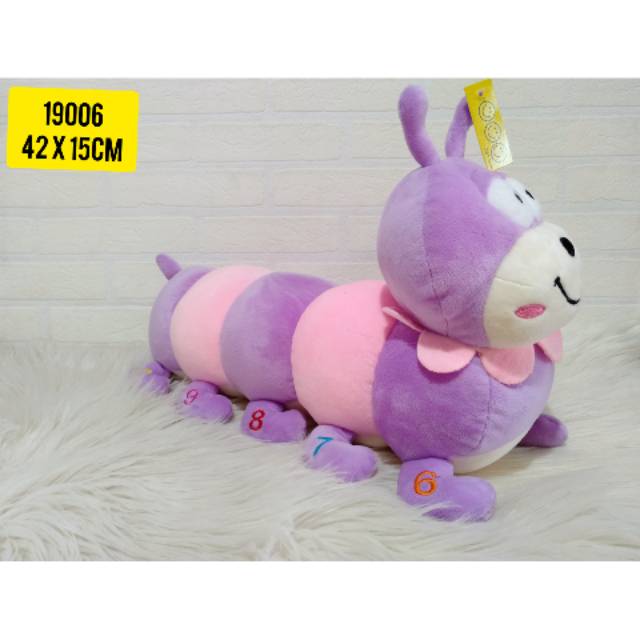 Boneka Ulat Bulu Bahan Plush Lembut