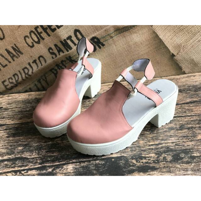 Sepatu wanita heels selubung pink