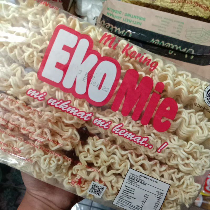 

MIE MATANG EKO MIE