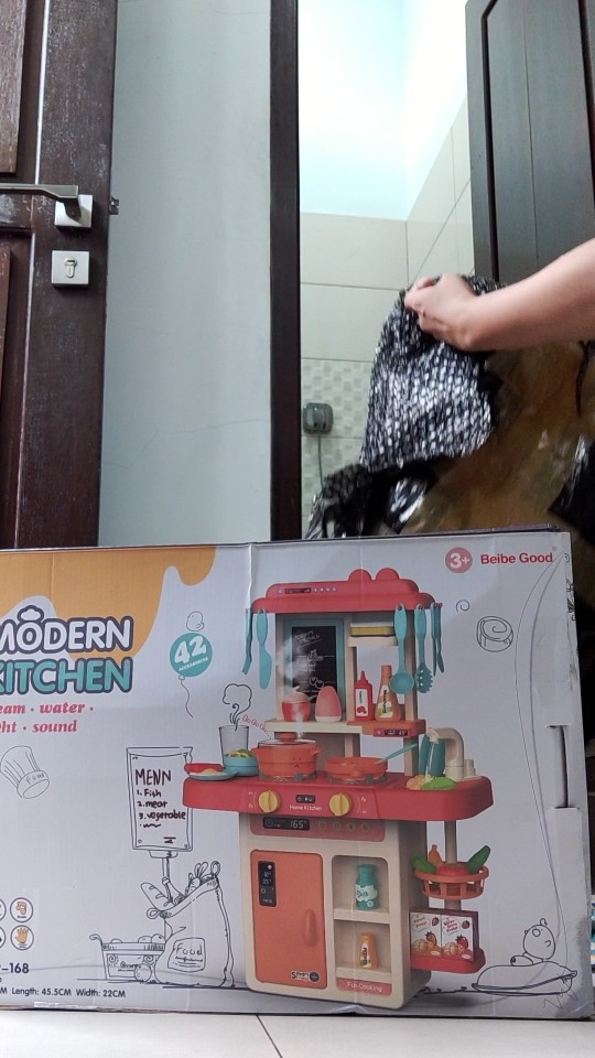Tma / Mainan Anak Spraying Mist Kitchen / Kitchen Set Uap Ukuran Besar