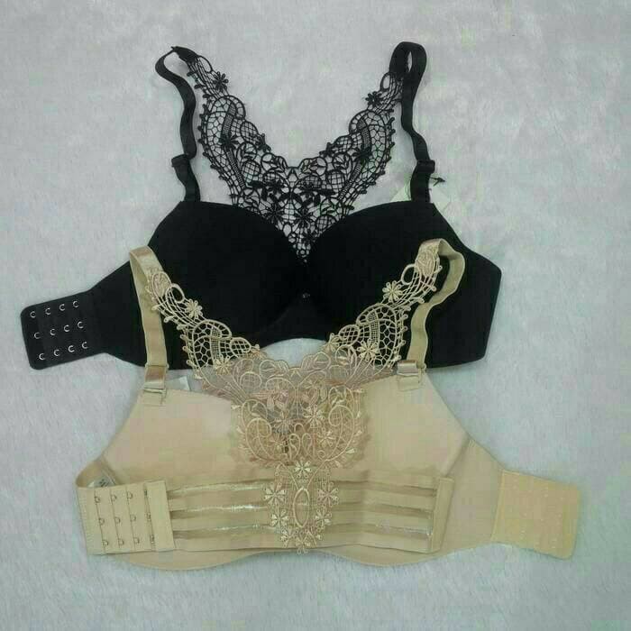 Bra Bh Push Up Seamleass Motif Renda Bunga