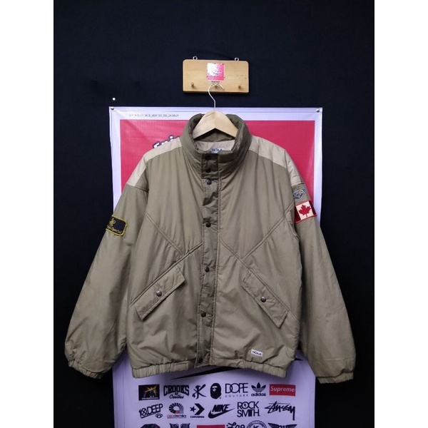 thrift jaket NCAA X DESCENTE