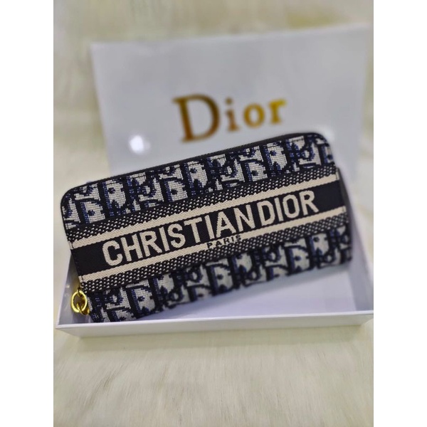 dompet dior