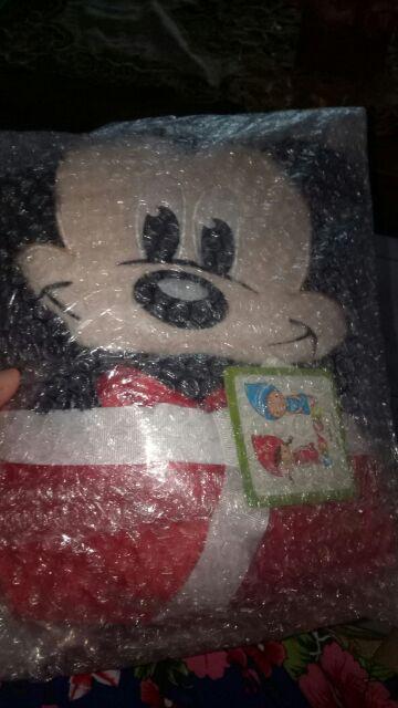 Selimut Topi Karakter Disney Edition