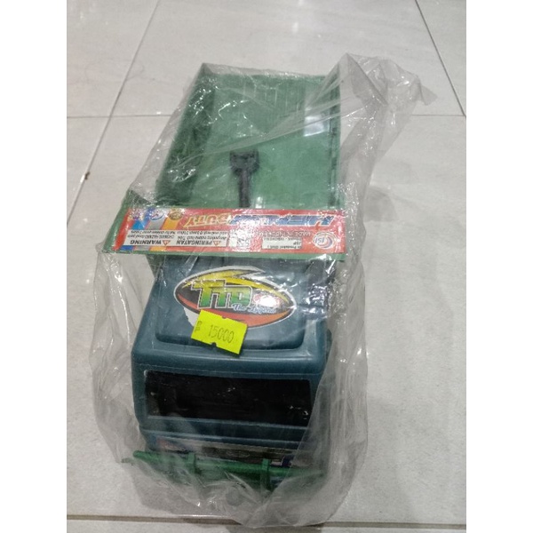 mainan mobil truk tronton