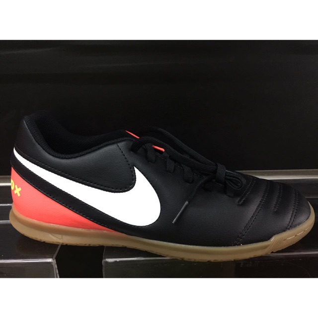 nike black white orange