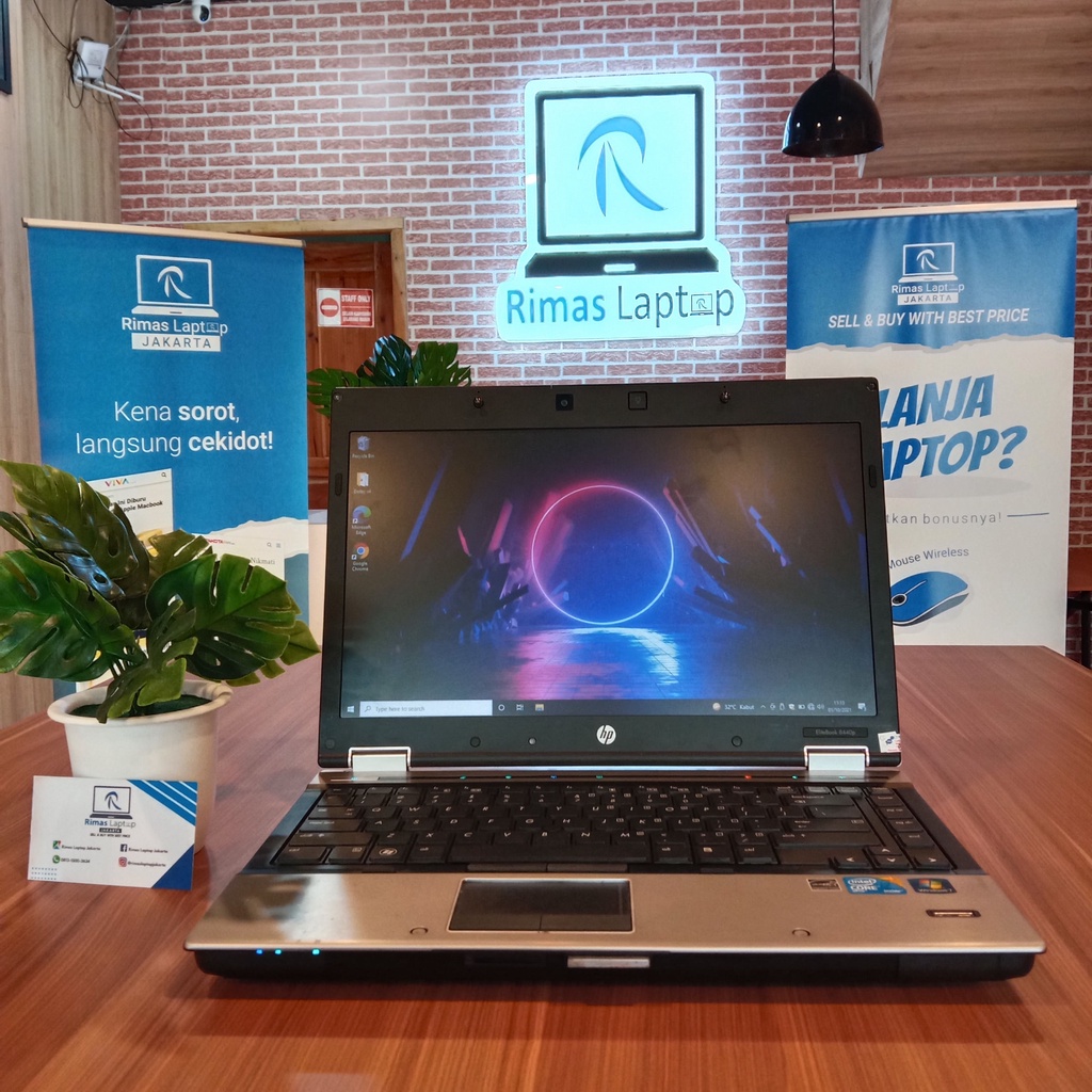 Laptop HP EliteBook intel i7 NVIDIA 4Gb HDD 320GB Second Bekas