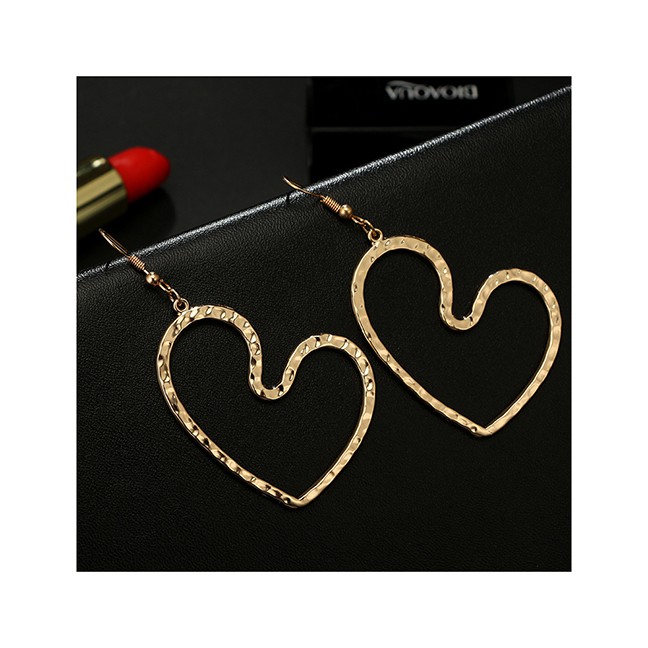 LRC Anting Gantung Fashion Gold Irregular Geometric Love Earrings F48172