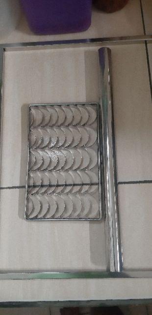 Bingkai Kue Kering Plus Cetakan Kastengel Bulan Sabit Lubang 40