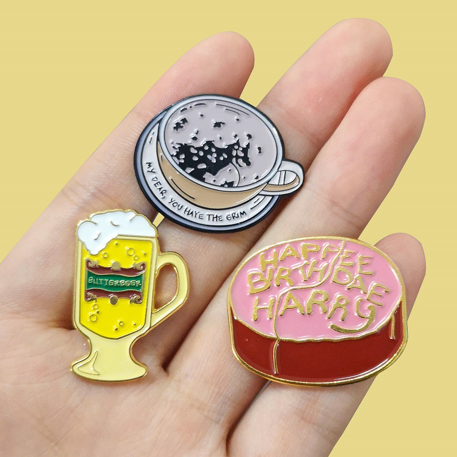 Bros Pin Enamel Desain Cangkir Kopi Mentega Kue Ulang Tahun