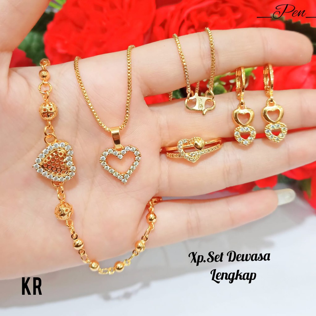 Set Dewasa love TITANIUM permata  elegan Gold,tidak karat COD