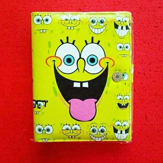 

BINDER SPONGEBOB FACE