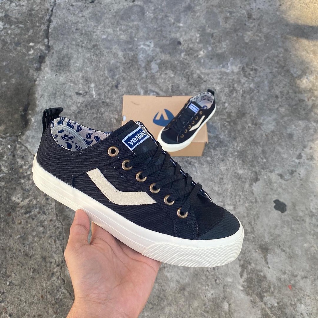 VENTELA SHOES - REBORN BLACK