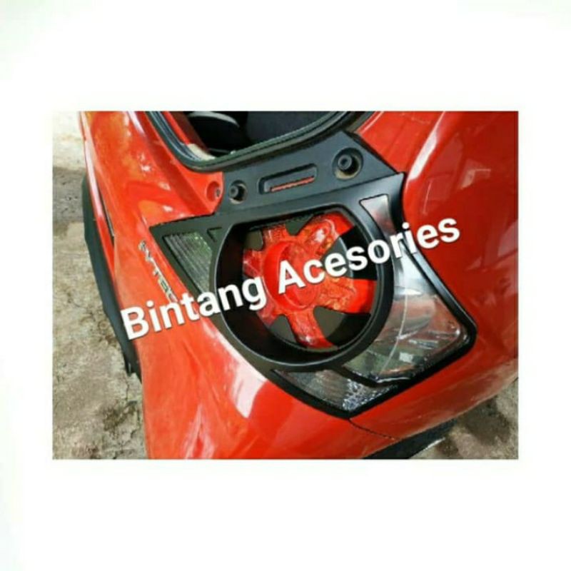 Garnish List Lampu Belakang Honda BRIO HITAM