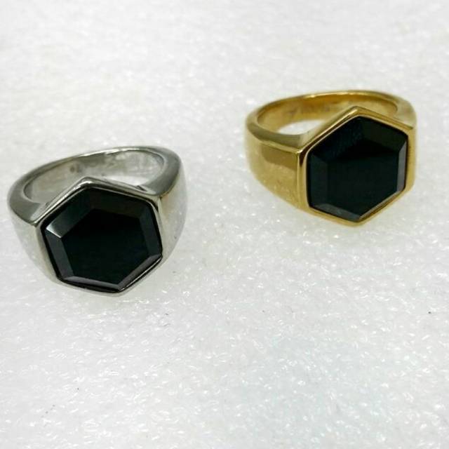 Cincin pria titanium Batu black onyx stainlessteel