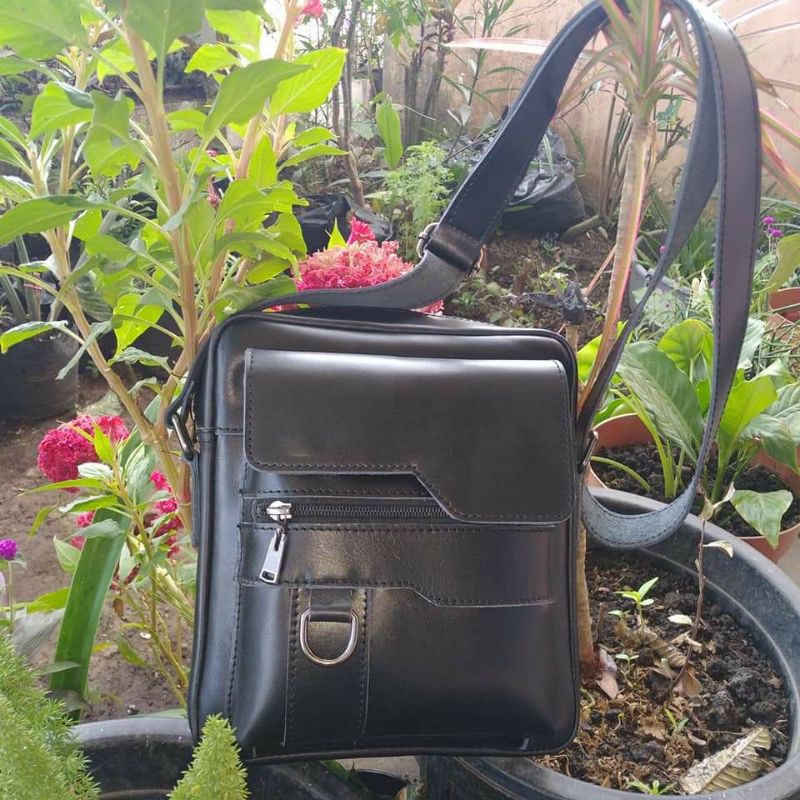 Tas Selempang Kulit / Tas Selempang Pria / Tas Selempang Kulit Asli Pria Wanita Premium Casual COD