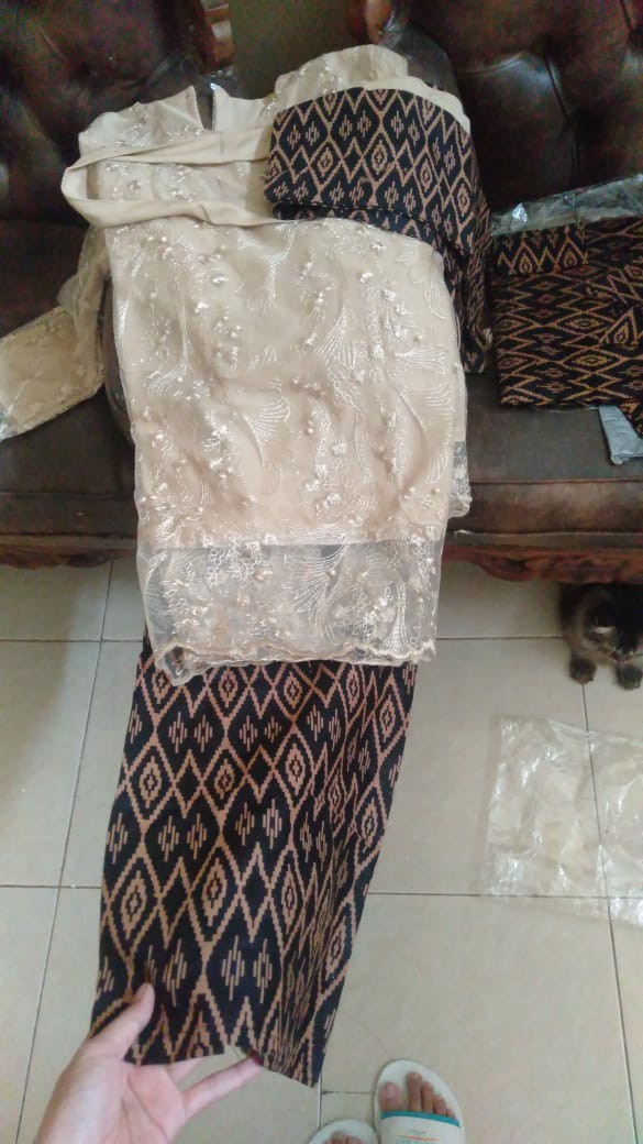 Maura Couple - Sania Ruffle Batik Couple Ori Ndoro Jowi Dnt Garansi Termurah Shopee -pekalongan