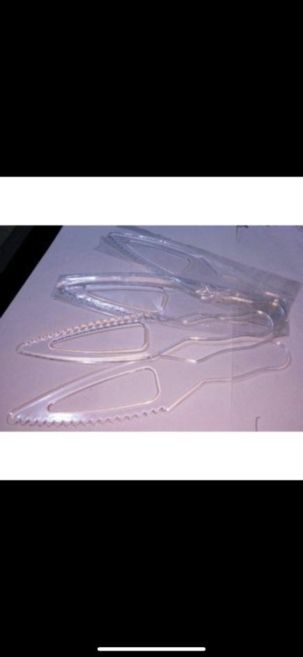 Pisau Tart / Pisau Kue / Cake Transparan, 23 Cm, Higienis Dibungkus Plastik & Kuat, Harga Per 25pcs