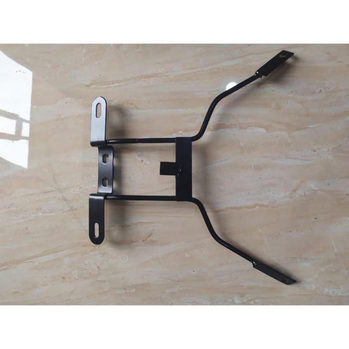 Variasi Breket Kumis Gantung Plat Nopol Motor Vario 125-150