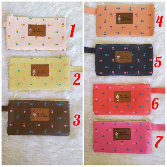 

Kotak pensil/dompet /tempat uang