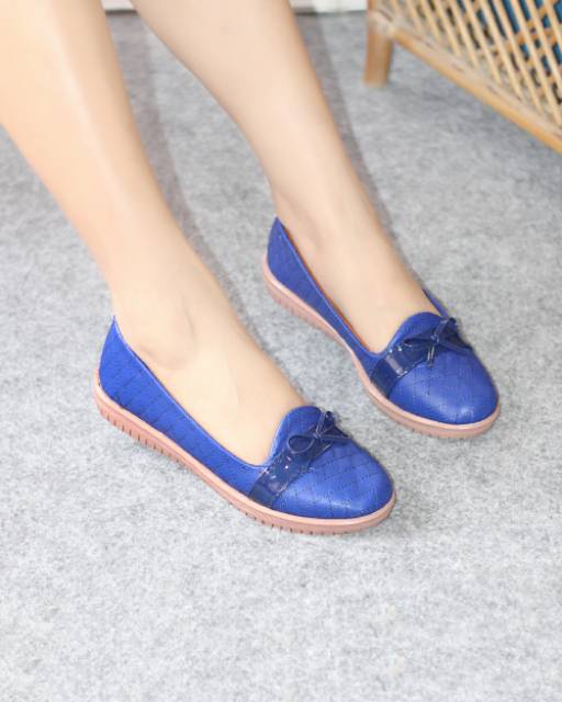 Sepatu flat BLA 02