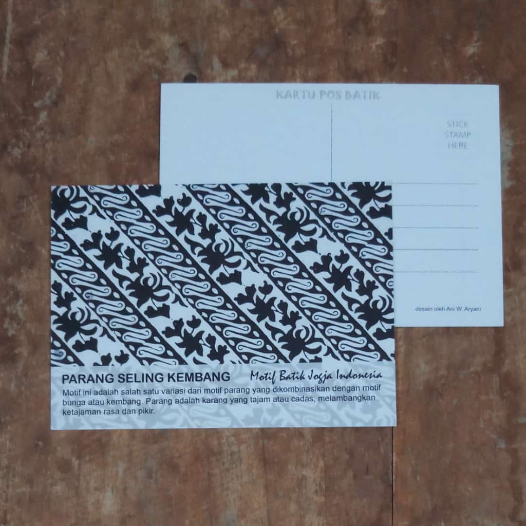 

KARTU POS BATIK INDONESIA POSTCARD MOTIF PARANGSELING KEMBANG HITAM PUTIH ISI 8 LEMBAR BISA CAMPUR MOTIF LAIN