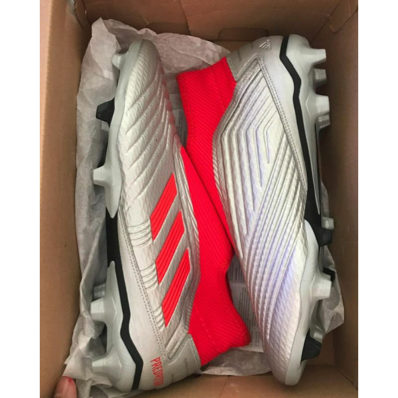 sepatu bola adidas predator 19.3 laceless fg silver