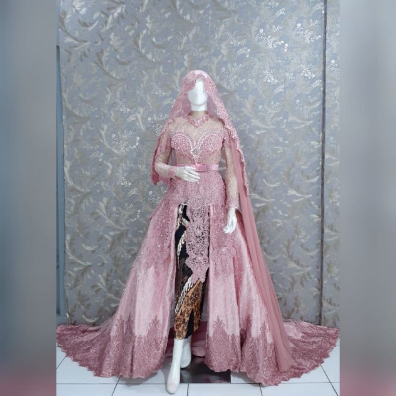 kebaya gaun span rosegold