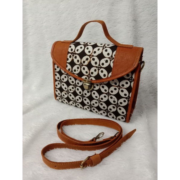 SLING BAG BATIK KULIT JOGJA/ TAS SELEMPANG WANITA BATIK